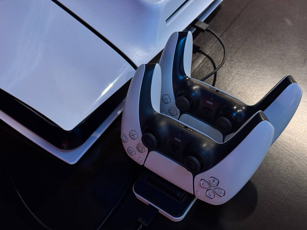 Консоли PlayStation 5 в клубе